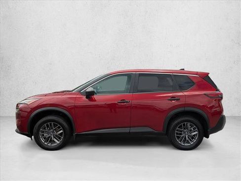 Used 2023 Nissan Rogue S AWD/4WD image 9