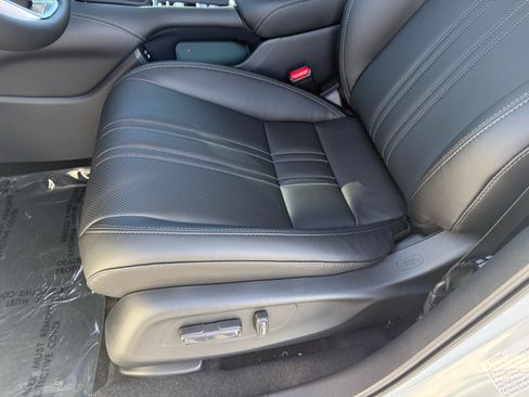 New 2026 Honda HR-V EX-L image 13