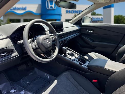 Used 2024 Honda Accord EX image 13
