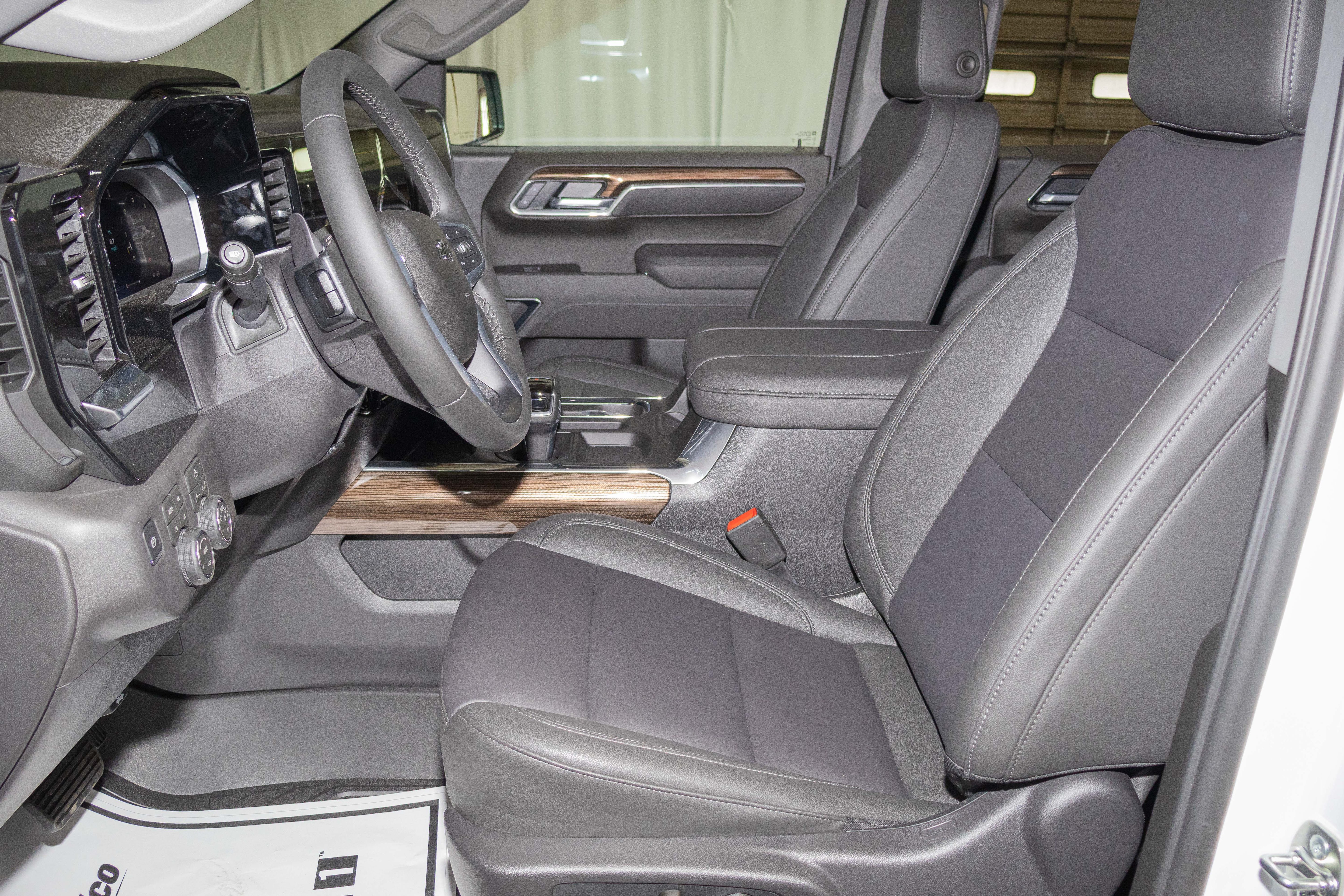 New 2026 Chevrolet Silverado 1500 RST AWD/4WD image 9