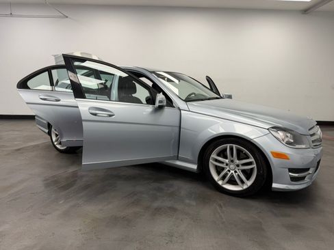 Used 2013 Mercedes-Benz C 300 4MATIC Sedan image 46