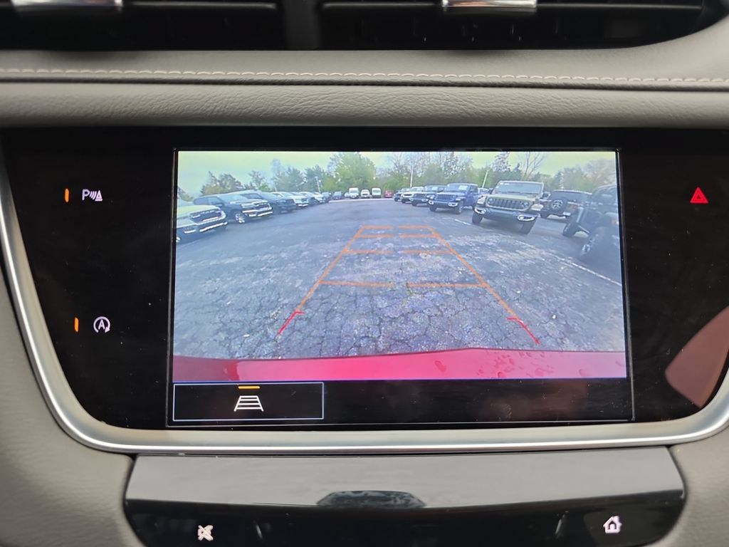 Used 2024 Cadillac XT5 Premium Luxury w/ LPO, Floor Liner Package FWD image 18