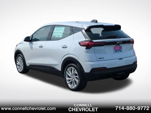 New 2027 Chevrolet Bolt LT w/ Comfort Package FWD image 7