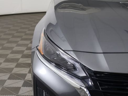 Used 2023 Nissan Altima 2.5 SL FWD image 14