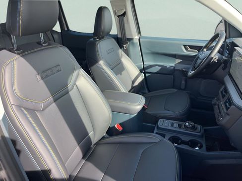 New 2026 Ford Maverick Lobo AWD/4WD image 15