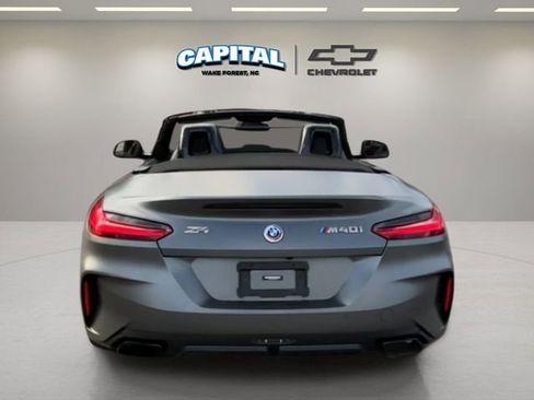 Used 2022 BMW Z4 M40i w/ Premium Package image 4