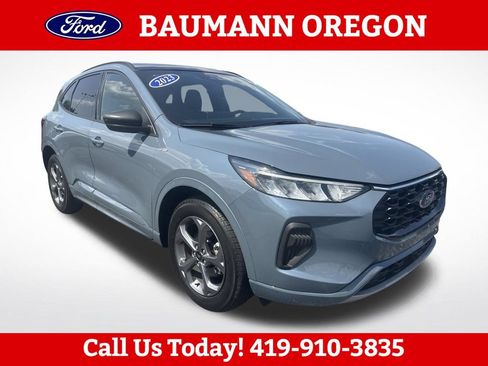 Used 2023 Ford Escape ST-Line w/ Tech Pack #1 AWD/4WD image 1