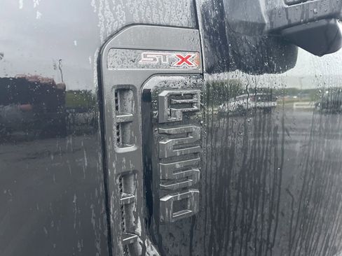Used 2025 Ford F250 XL w/ STX Appearance Package AWD/4WD image 12
