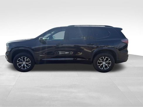 Used 2024 GMC Acadia AT4 w/ Luxury Package image 12