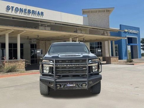 Used 2020 Chevrolet Silverado 2500 LT w/ Convenience Package image 9