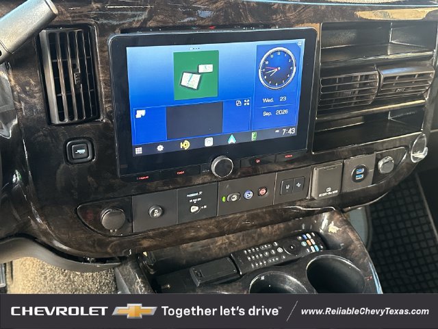 Used 2021 GMC Savana 2500 RWD image 21