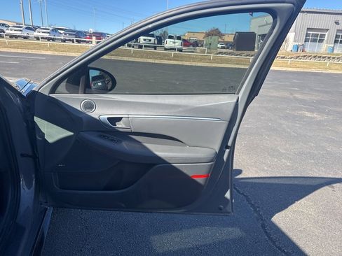 Used 2021 Hyundai Sonata SEL Plus w/ Tech Package image 31