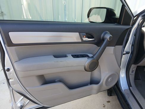 Used 2011 Honda CR-V LX image 17