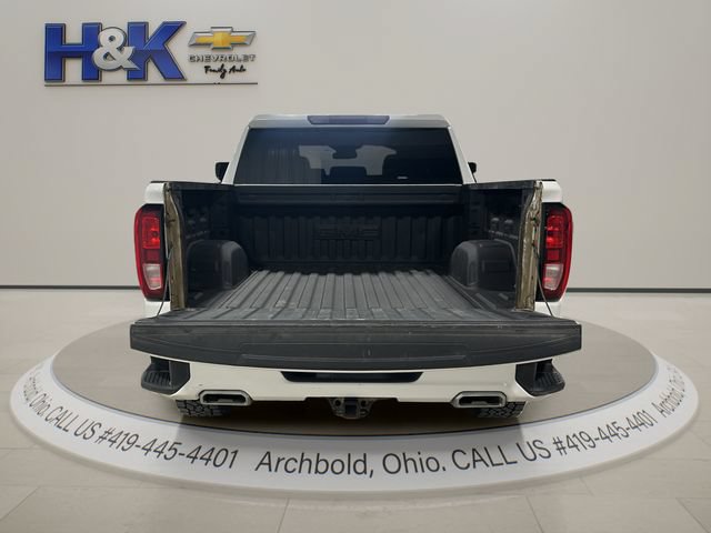 Used 2024 GMC Sierra 1500 Elevation w/ LPO, Elevation Black Package AWD/4WD image 7