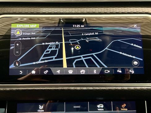 Used 2020 Land Rover Range Rover Velar S AWD/4WD image 9