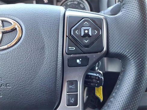 Used 2022 Toyota Tacoma TRD Sport image 25