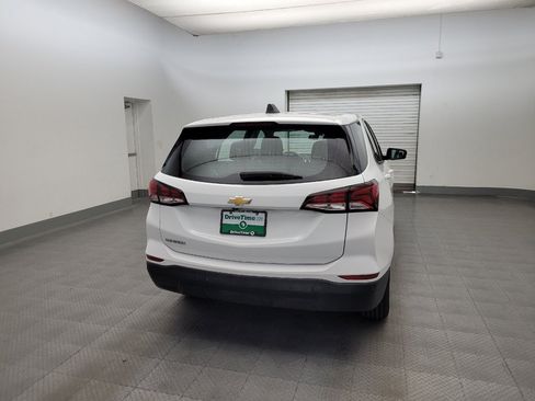 Used 2022 Chevrolet Equinox LS w/ LPO, Floor Liner Package FWD image 7
