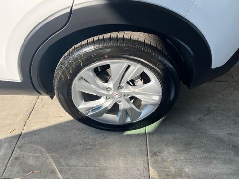 Used 2025 Buick Encore GX Preferred image 30