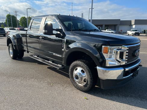 Used 2022 Ford F350 XL w/ STX Appearance Package AWD/4WD image 2