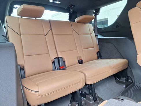 New 2026 Cadillac Escalade Luxury w/ Touring Package AWD/4WD image 32