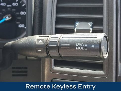 Used 2022 Ford F250 XL w/ STX Appearance Package AWD/4WD image 11