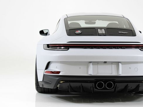 Used 2024 Porsche 911 GT3 RS RWD image 18