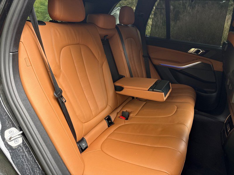 Used 2022 BMW X5 M50i w/ Executive Package AWD/4WD image 33