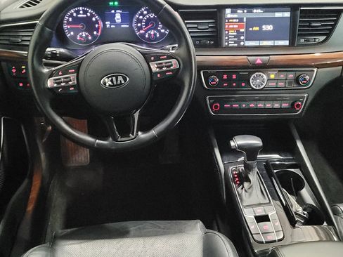 Used 2019 Kia Cadenza Technology image 22
