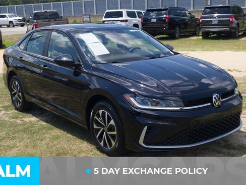 Used 2025 Volkswagen Jetta S FWD image 4