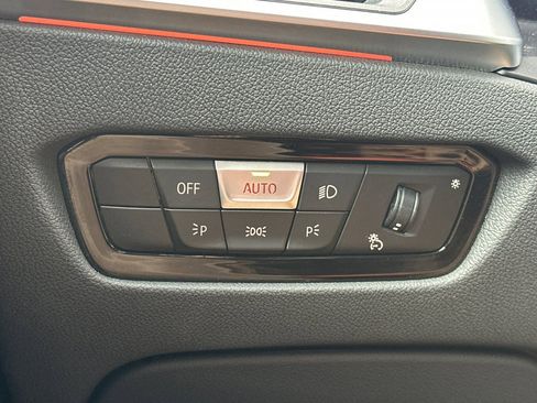 Used 2023 BMW M4 xDrive Competition image 43