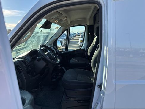 Used 2023 RAM ProMaster 2500 image 19