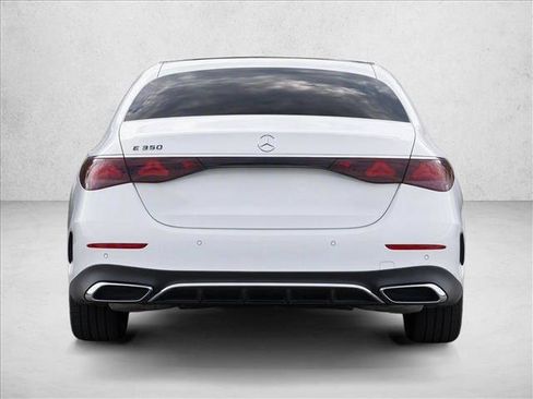 Used 2025 Mercedes-Benz E 350 Sedan image 6