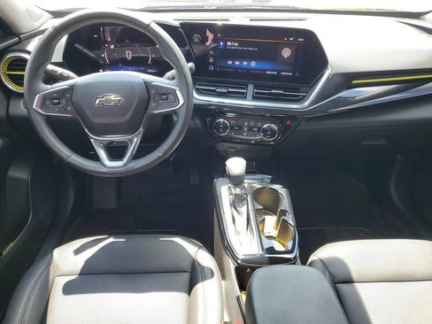 Used 2025 Chevrolet Trax ACTIV w/ Driver Confidence Package FWD image 23