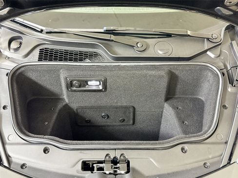 Used 2021 Lamborghini Huracan EVO image 32