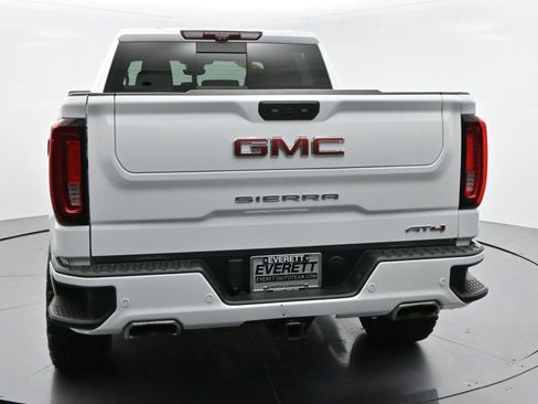 Used 2023 GMC Sierra 1500 AT4 w/ AT4 Premium Package AWD/4WD image 6