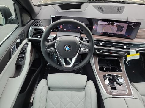 New 2026 BMW X5 xDrive40i w/ Executive Package image 12