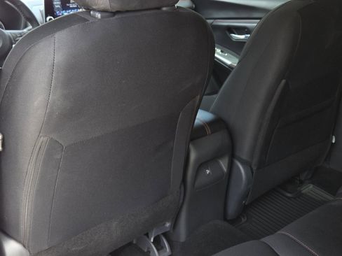 Used 2025 Nissan Sentra SR FWD image 27
