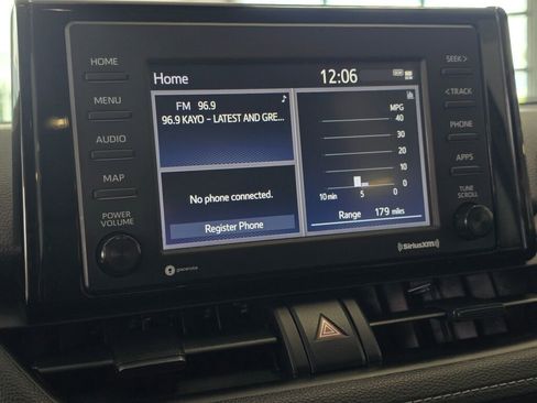 Used 2022 Toyota RAV4 XLE image 33