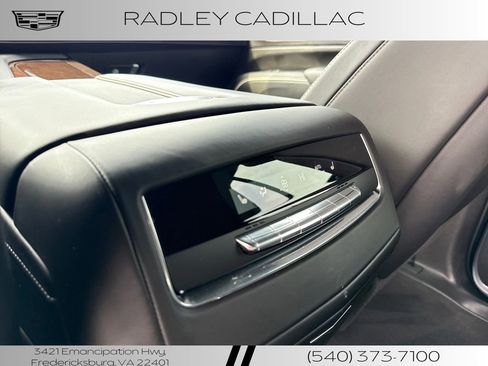 Certified 2023 Cadillac Escalade Sport Platinum image 13