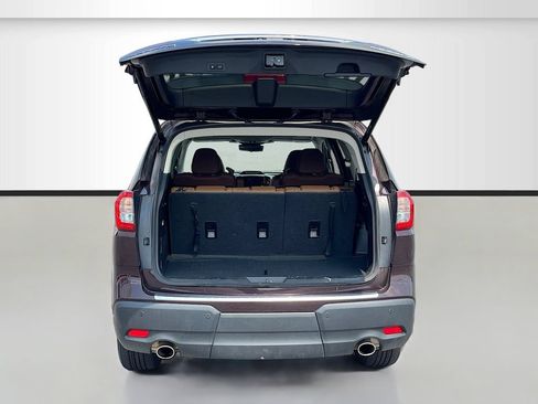 Used 2025 Subaru Ascent Touring AWD/4WD image 28