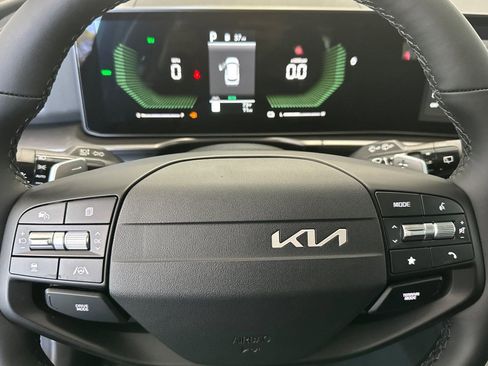 New 2026 Kia Sportage EX AWD/4WD image 23
