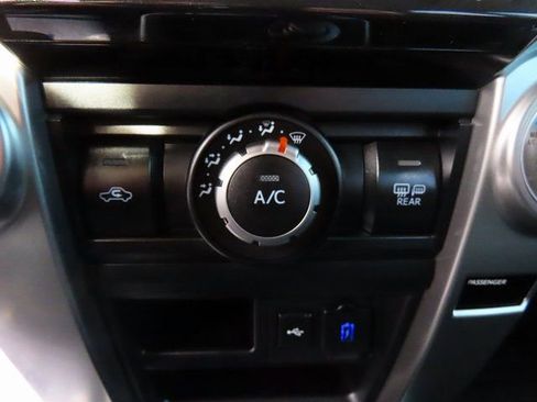 Used 2022 Toyota 4Runner SR5 Premium image 28