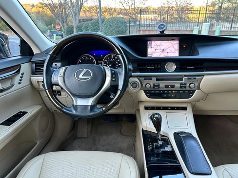 Used 2014 Lexus ES 350 image 18