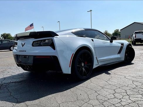 Used 2018 Chevrolet Corvette Z06 RWD image 4