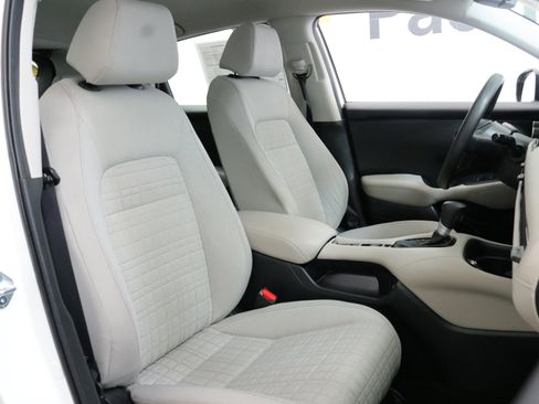 Used 2023 Honda HR-V LX image 29