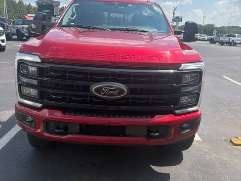 Used 2023 Ford F250 Lariat w/ Lariat Ultimate Package AWD/4WD image 2