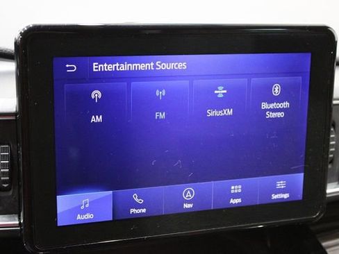 Used 2021 Ford Explorer Limited image 34