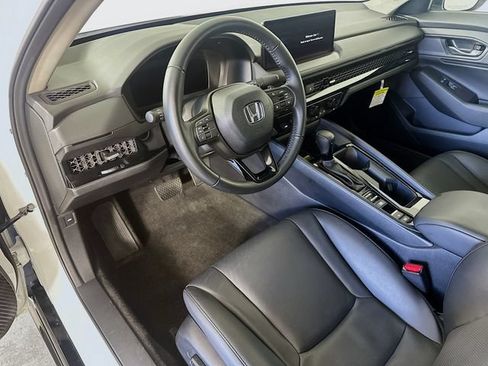 Used 2025 Honda Accord EX-L image 21