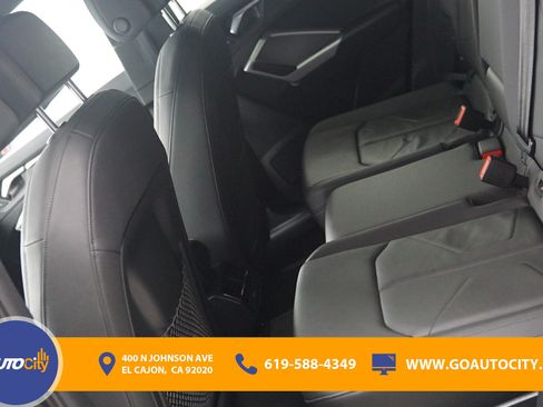 Used 2019 Audi Q3 2.0T Premium AWD/4WD image 14