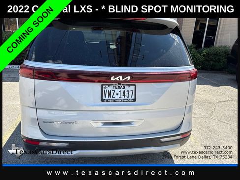 Used 2022 Kia Carnival LX FWD image 3